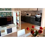 Attico Con Terrazzo