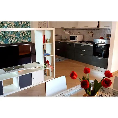 Attico Con Terrazzo
